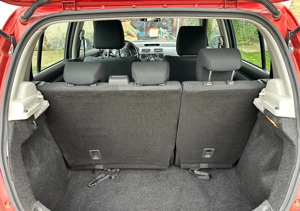 Suzuki Swift cena 14800 przebieg: 131000, rok produkcji 2007 z Jędrzejów małe 172